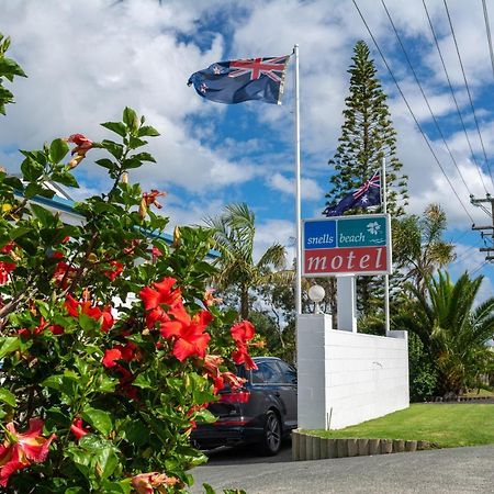 Snells Beach Motel Exterior photo